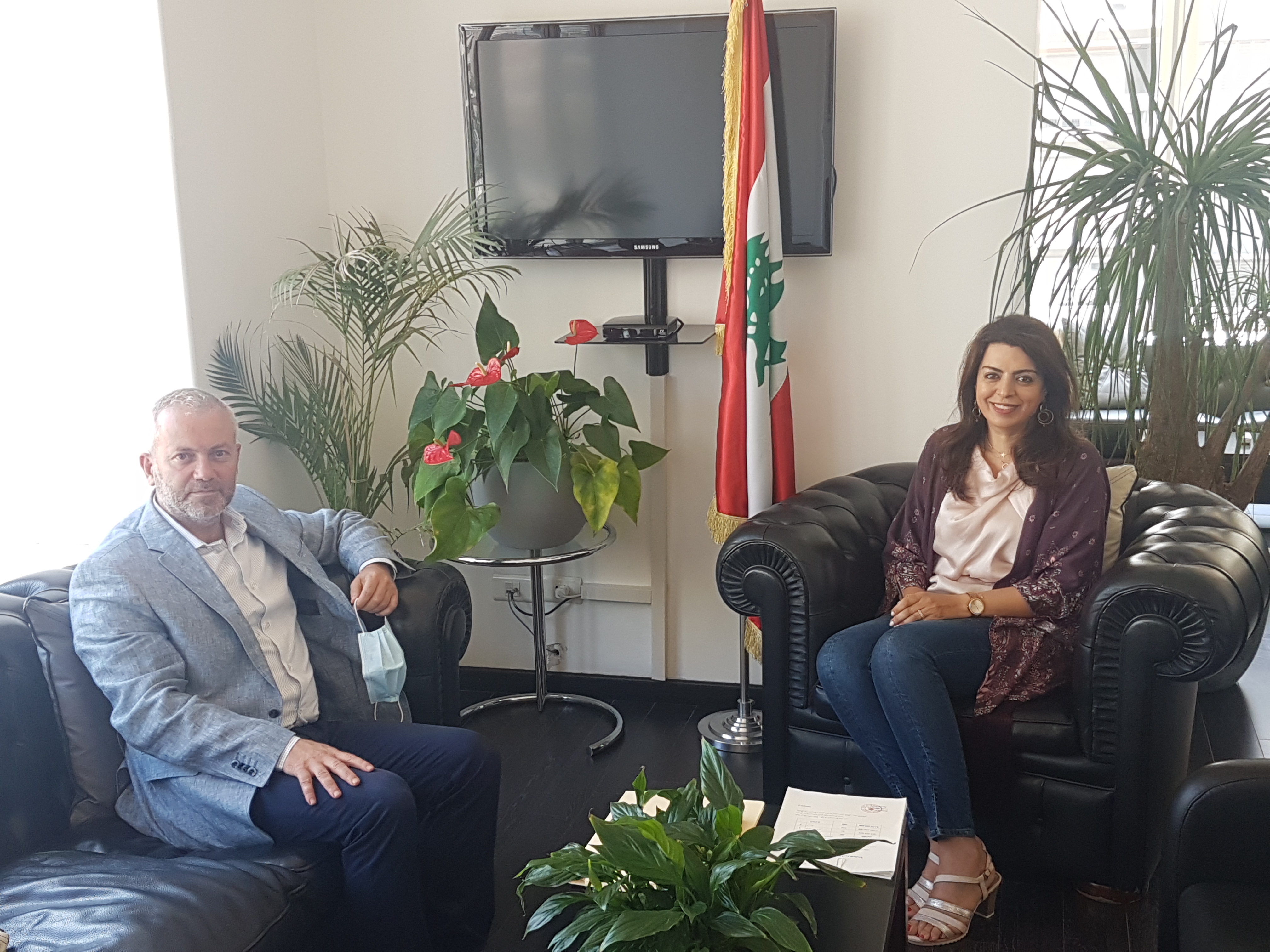 استقبلت وزيرة المهجرين الدكتورة غادة شريم النائب انطوان حبشي 